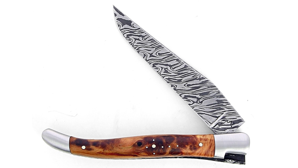 Couteau pliant Laguiole 12 cm mitres inox brossé, double platine en genévrier , lame damas carbone
